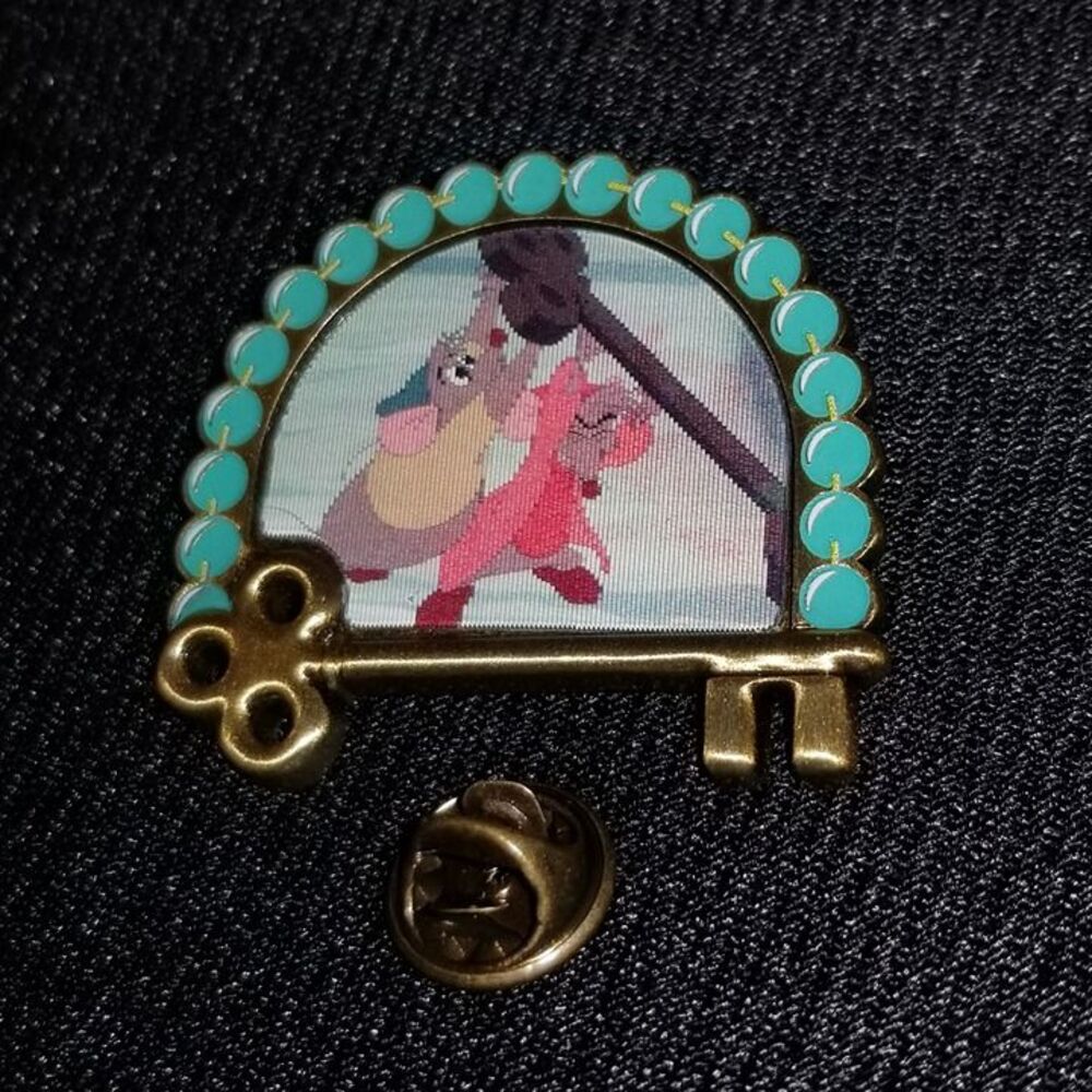 Cinderella Mice Lenticular Pin CHASER Gus Gus & Jaq Beads Key Disney Loungefly